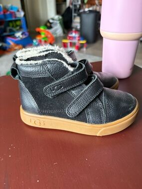 UGG Kids Black Leather & Suede Boot with Tan Sole